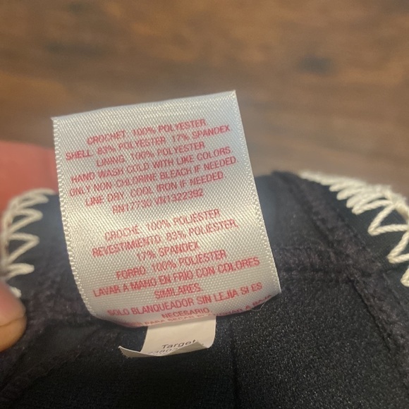 𝅺5/$20 Xhiliration black and white Crochet Bikini Top - Picture 5 of 5